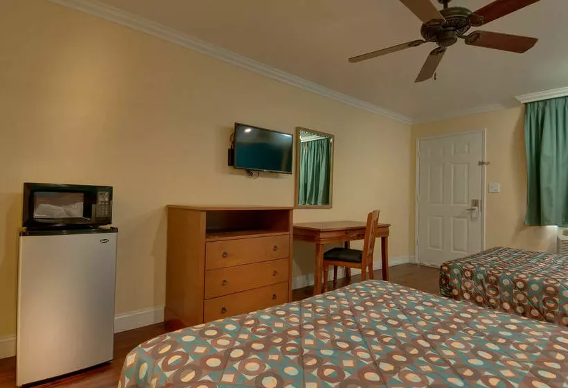 فندق Vagabond Inn Bakersfield 