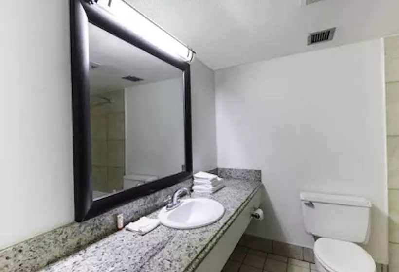 Szálloda Travelodge By Wyndham Lafayette