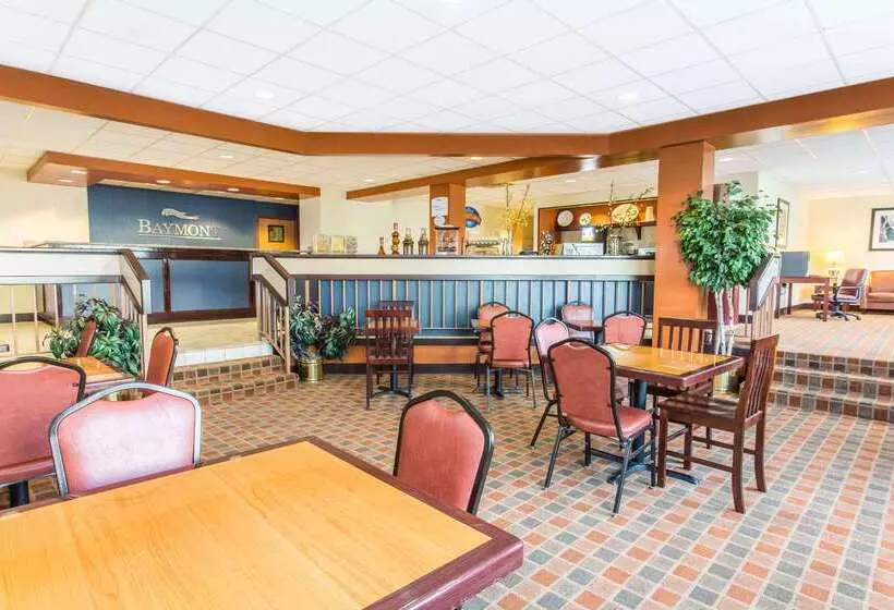 Отель Baymont By Wyndham Cincinnati Sharonville