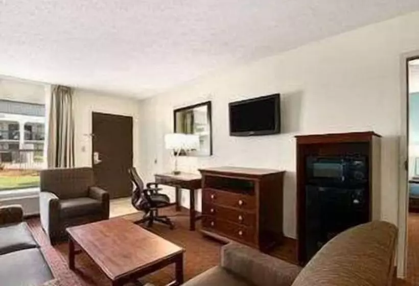 فندق Baymont Inn & Suites Florence By Wyndham