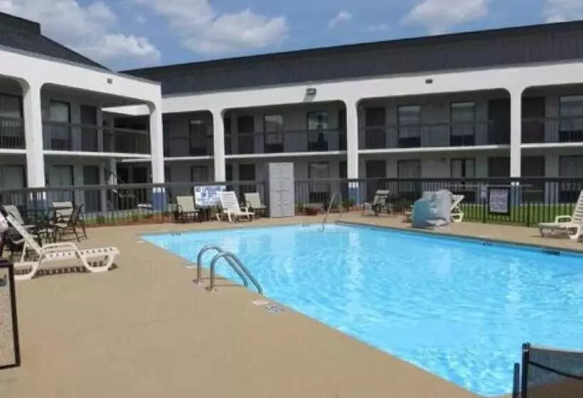 فندق Baymont Inn & Suites Florence By Wyndham