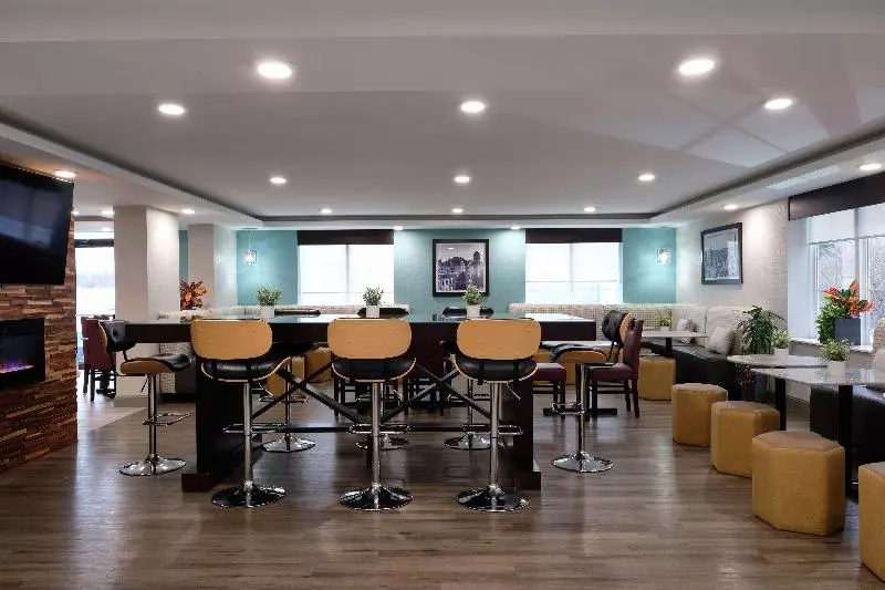 酒店 Comfort Inn & Suites