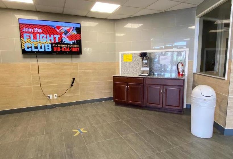 בית מלון כפרי Budgetel Inn Wilmington