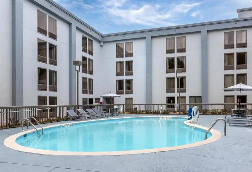 ホテル Comfort Inn Atlanta Airport