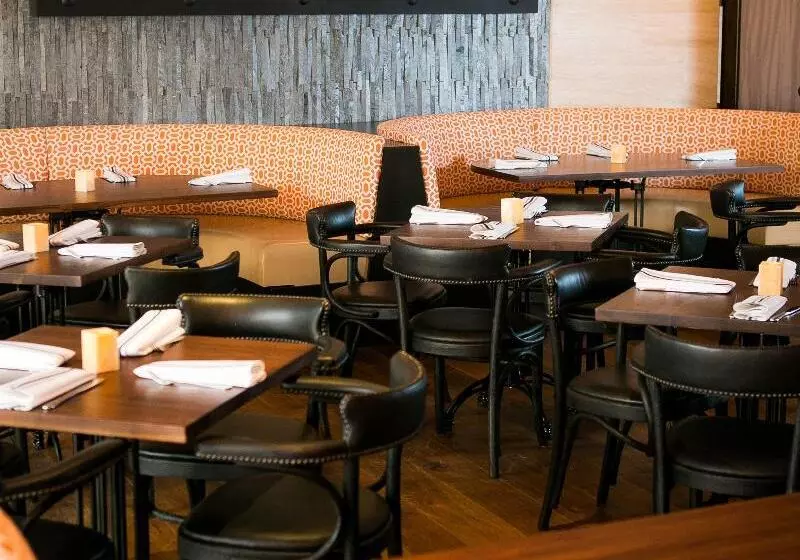 فندق Crowne Plaza Costa Mesa Orange County, An Ihg