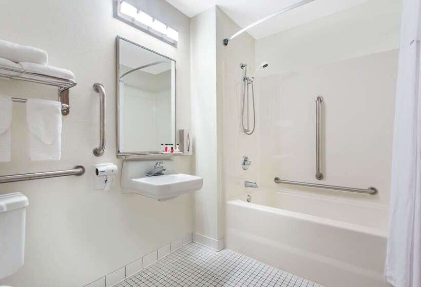 فندق Days Inn By Wyndham Austin