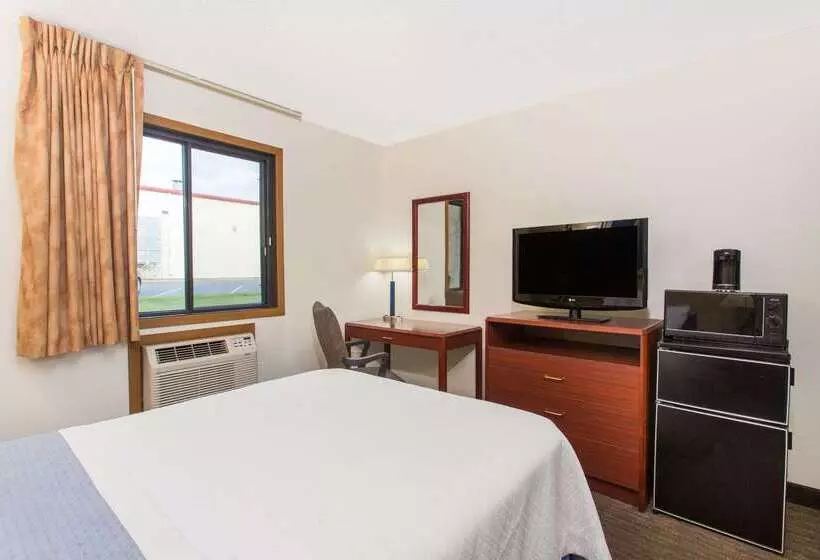 Otel Days Inn By Wyndham Austin