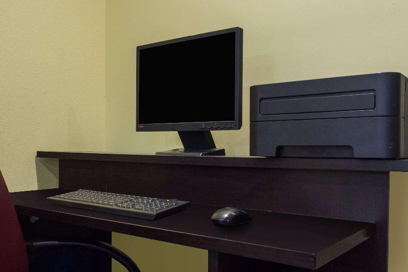 فندق Days Inn By Wyndham Austin