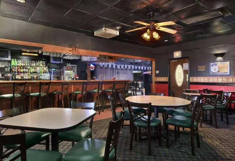 فندق Days Inn By Wyndham Forrest City