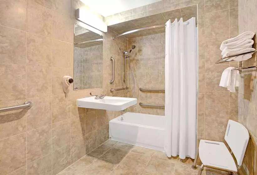 Hotel Days Inn By Wyndham Parsippany