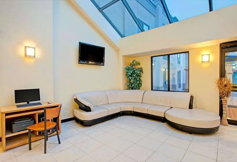 Hotel Days Inn By Wyndham Parsippany