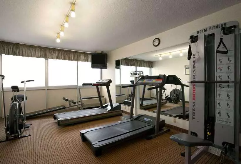 فندق Days Inn By Wyndham Sidney Oh