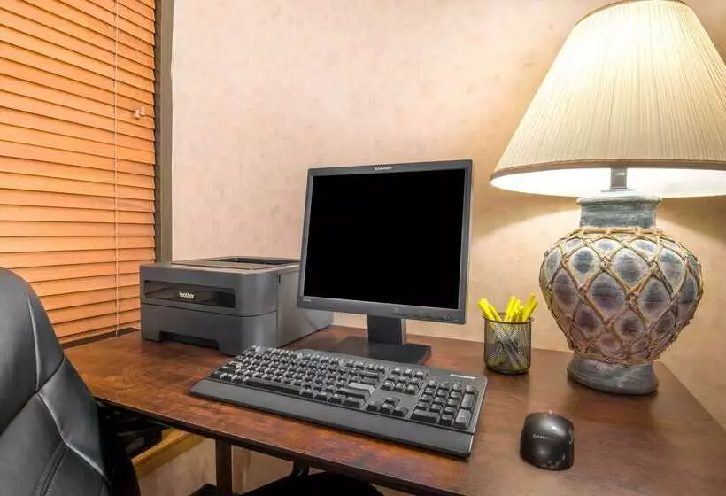 فندق Days Inn & Suites By Wyndham Albuquerque North