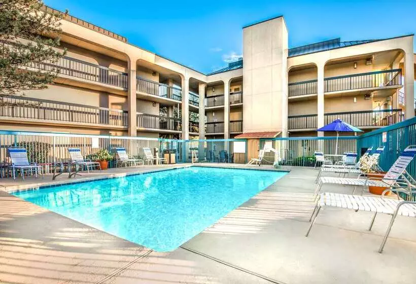 فندق Days Inn & Suites By Wyndham Albuquerque North