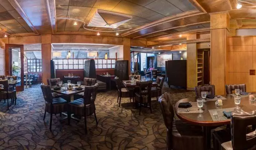 Hotel Doubletree By Hilton Akron Fairlawn