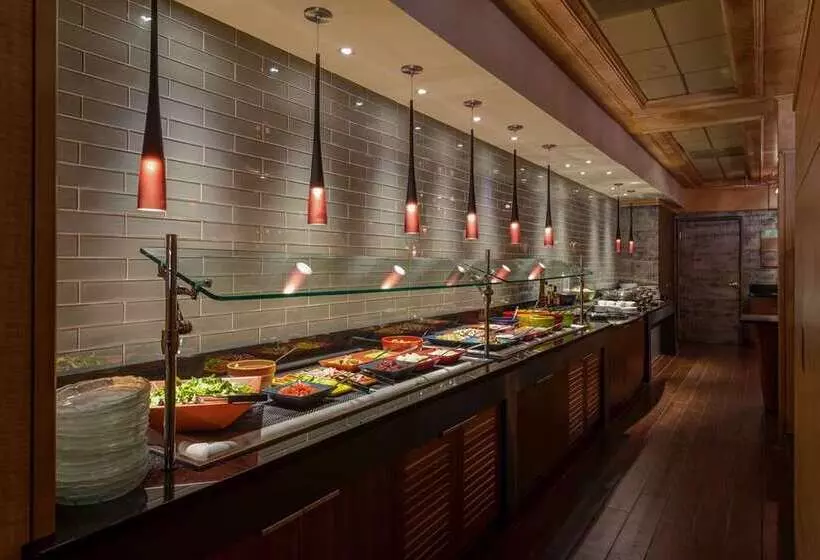 Hotel Doubletree By Hilton Akron Fairlawn