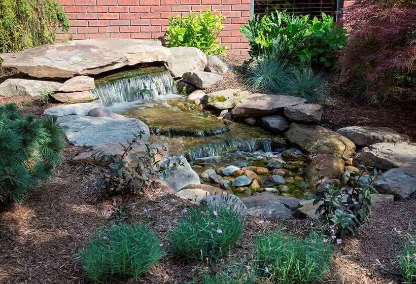 Hotel Doubletree By Hilton Akron Fairlawn