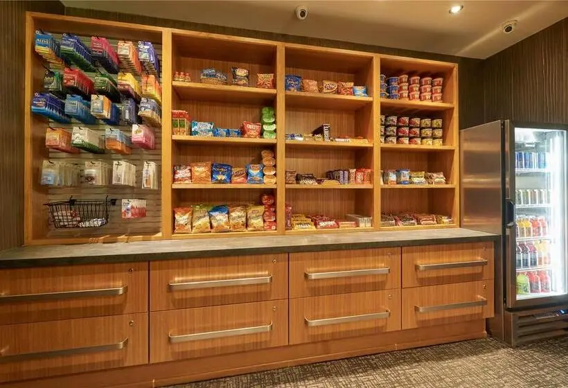 ホテル Doubletree By Hilton Akron Fairlawn
