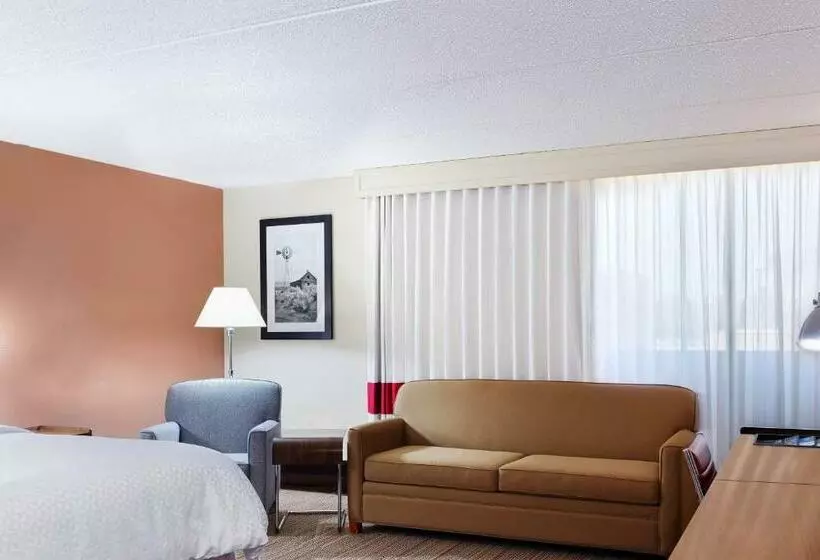 فندق Four Points By Sheraton College Station