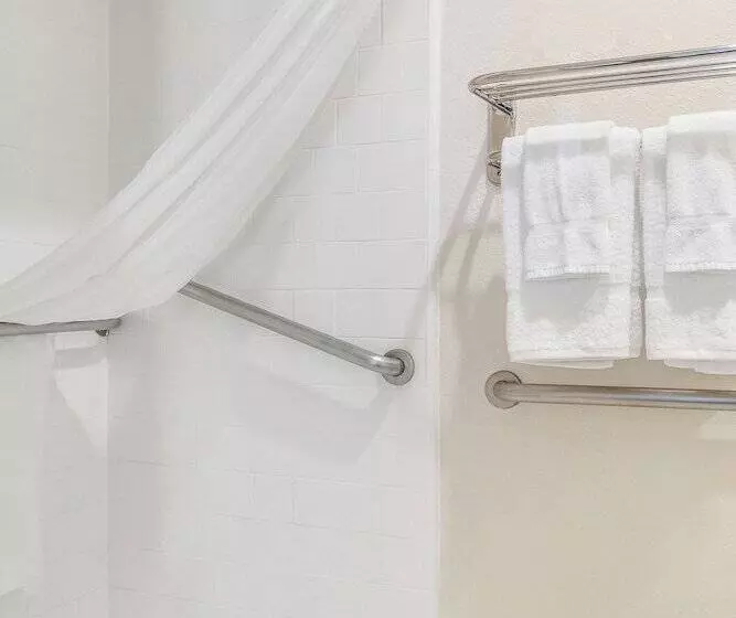 فندق Golden Sails