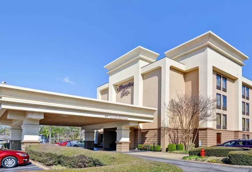 Отель Hampton Inn Memphis Poplar