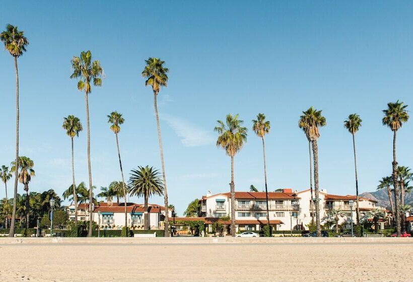 בית מלון כפרי Harbor View Inn