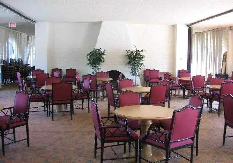 호텔 Heritage Inn Express Roseville