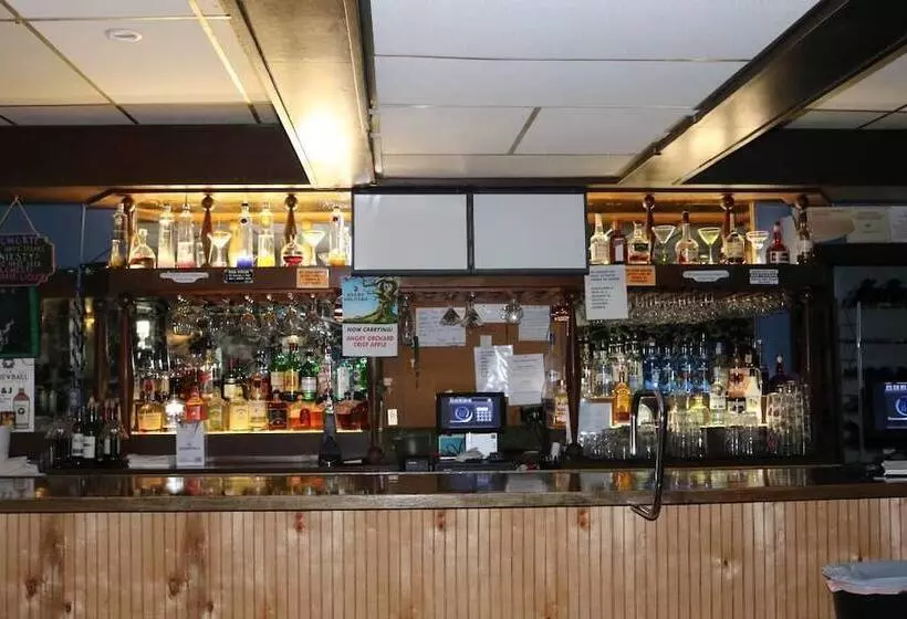 فندق Hobbs Family Inn