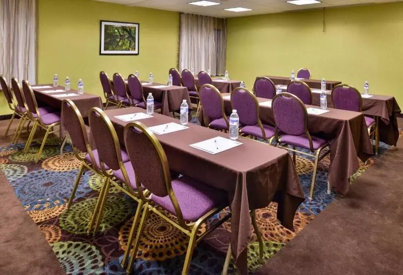 Szálloda Holiday Inn Express Hunt Valley, An Ihg