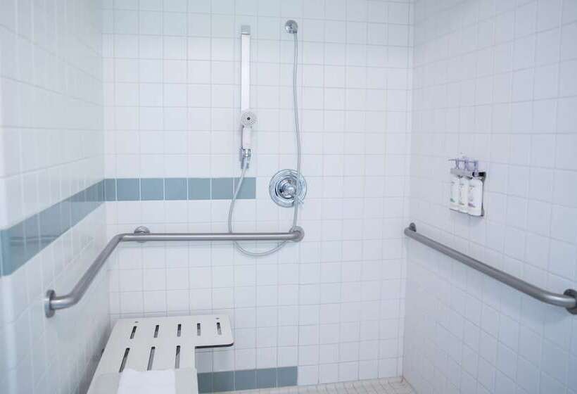 هتل Holiday Inn Redding, An Ihg