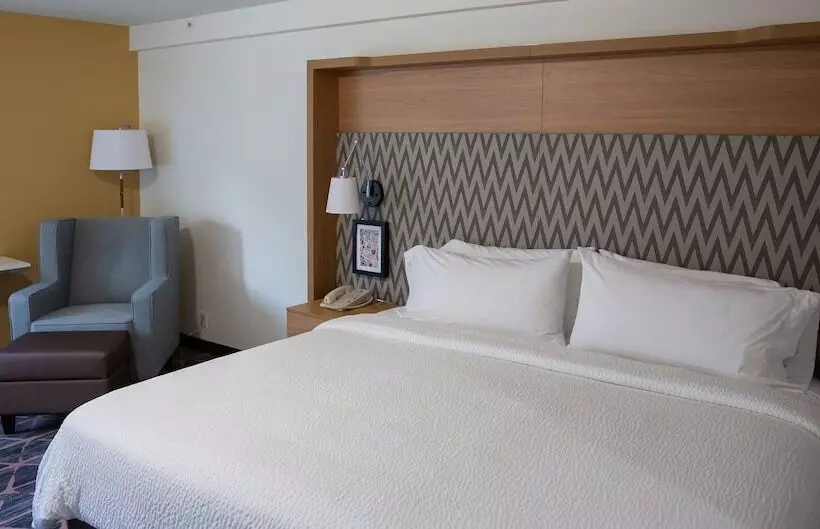 Szálloda Holiday Inn Redding, An Ihg