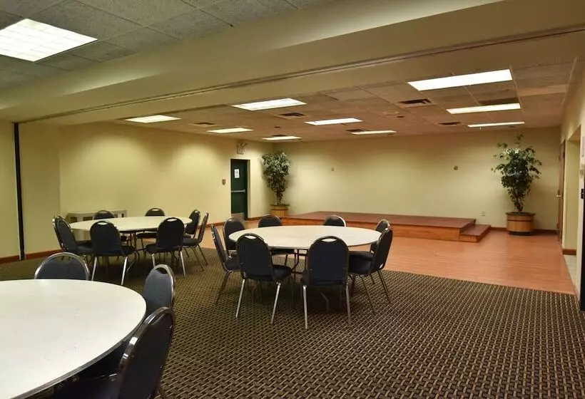 فندق Red Roof Winchester   Lexington East