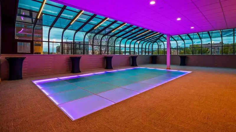 The Rushmore Hotel & Suites; Bw Premier Collection