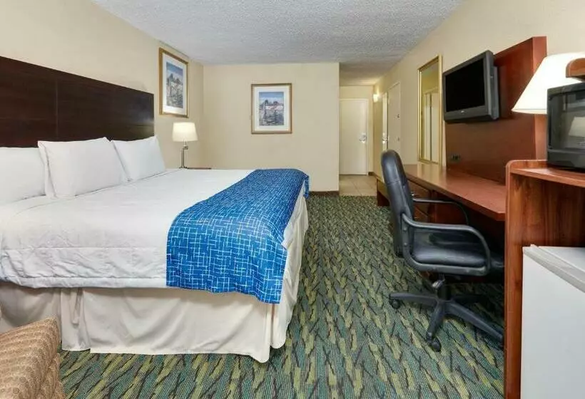 فندق Travelodge By Wyndham Texarkana