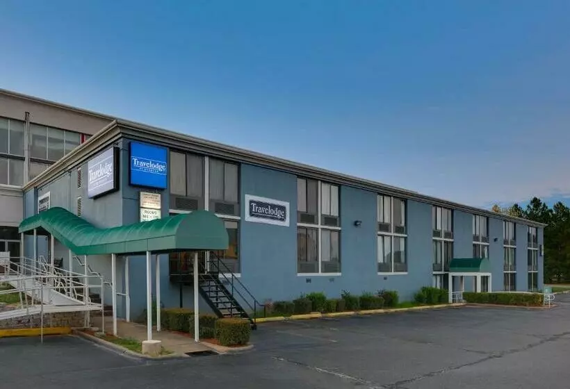 فندق Travelodge By Wyndham Texarkana