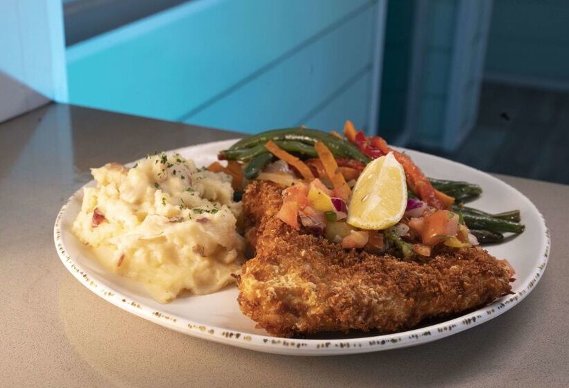 Winter The Dolphin S Beach Club, Ascend Hotel Collection