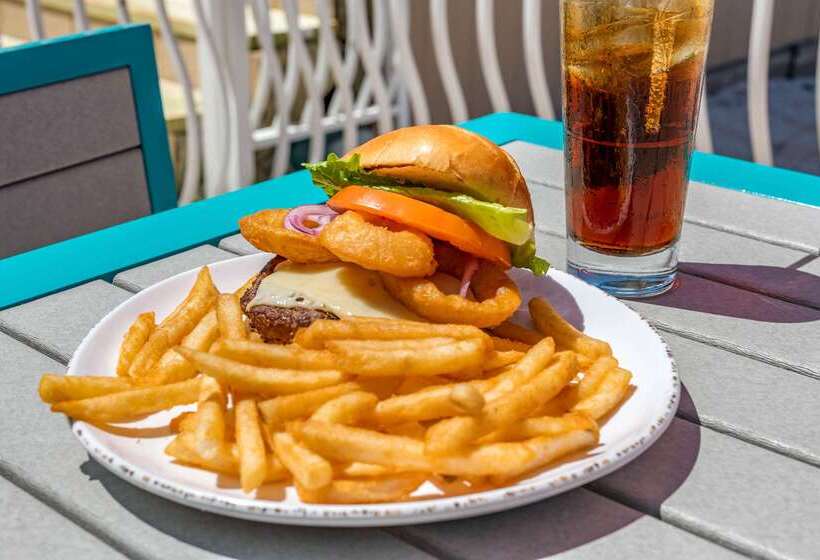 Winter The Dolphin S Beach Club, Ascend Hotel Collection