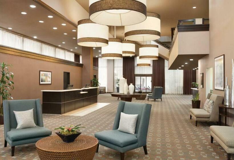 Radisson Hotel Fresno Conference Center