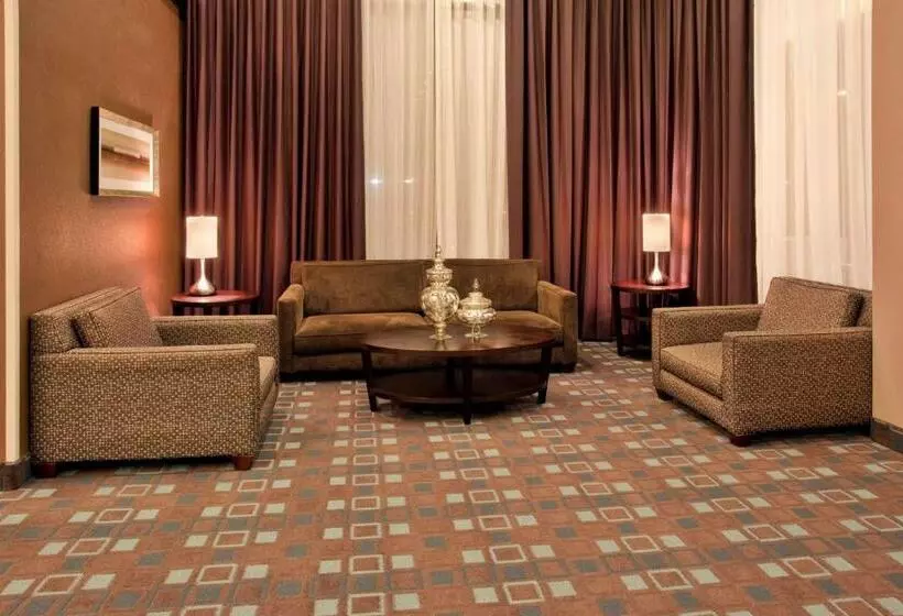 Radisson Hotel Fresno Conference Center