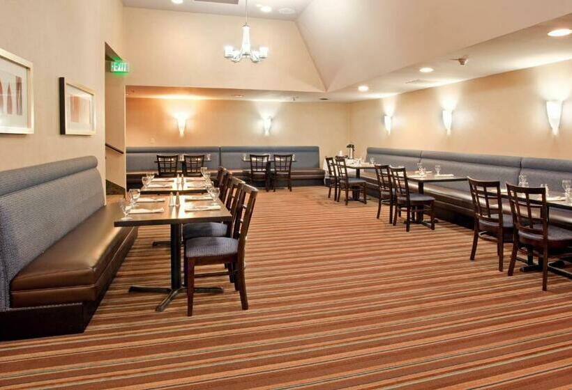 Radisson Hotel Fresno Conference Center