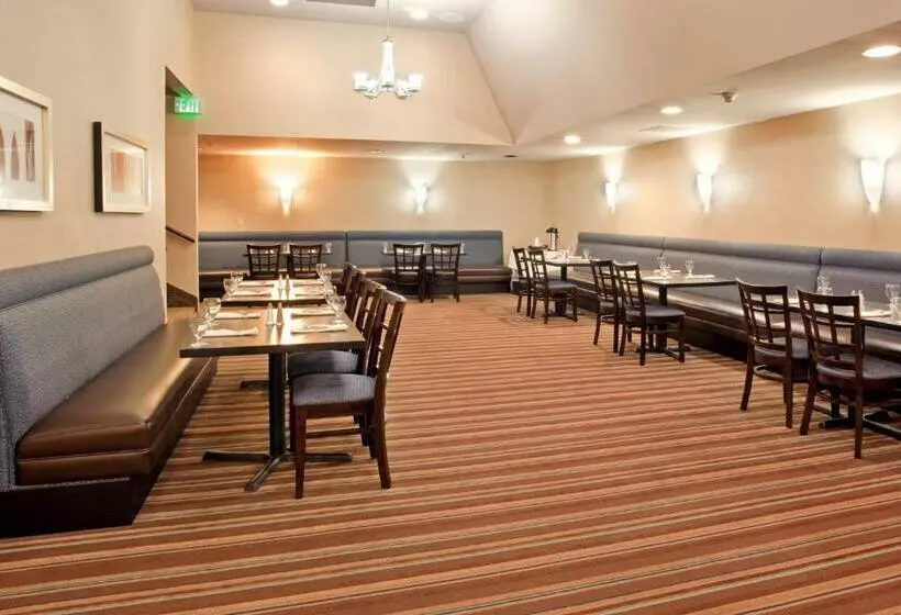 Radisson Hotel Fresno Conference Center