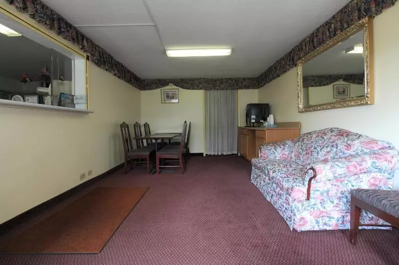 בית מלון כפרי Americas Best Value Inn Wilson