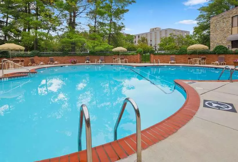 ホテル Best Western Fairfax City