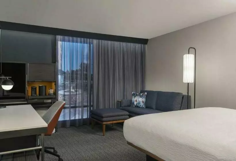 ホテル Courtyard By Marriott San Diego Miramar
