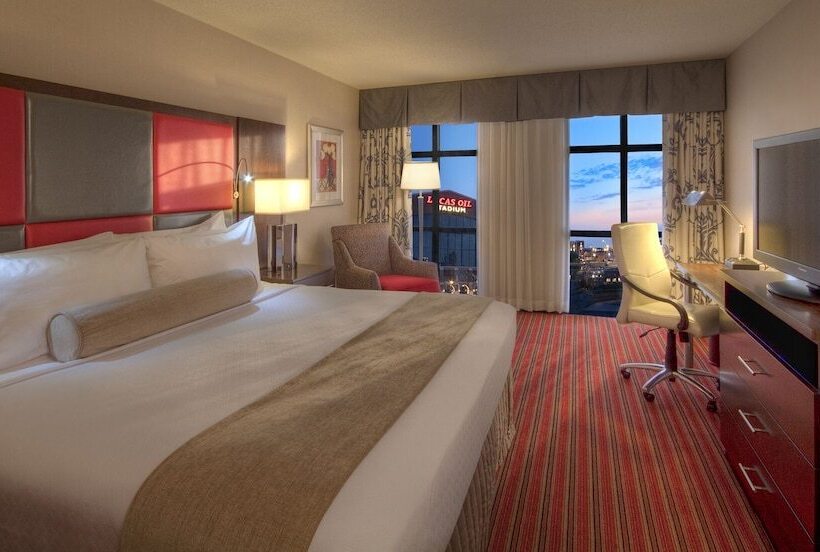 هتل Crowne Plaza Indianapolis Dwtn Union Stn, An Ihg