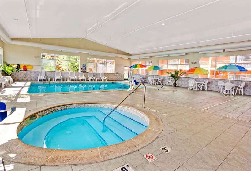 هتل Days Inn By Wyndham Ann Arbor