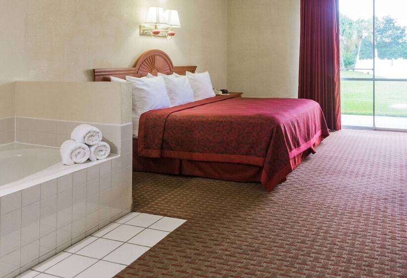 בית מלון כפרי Days Inn By Wyndham Ocala North