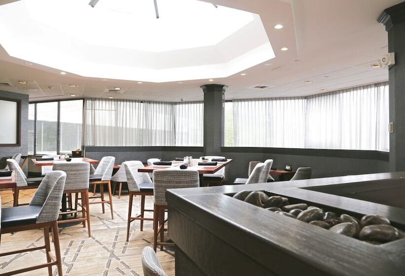 בית מלון כפרי Doubletree By Hilton Boston Rockland