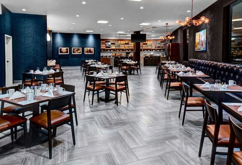 Doubletree By Hilton Hotel Arlington Dfw South