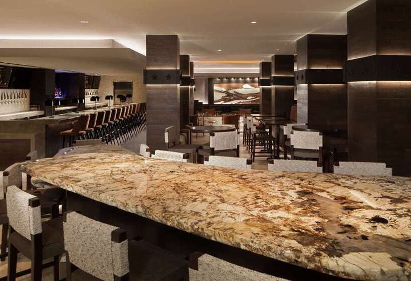 فندق Hilton Fort Worth